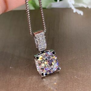 💎Beautiful Brilliant Cut Solitaire Cz Diamond Silver Necklace